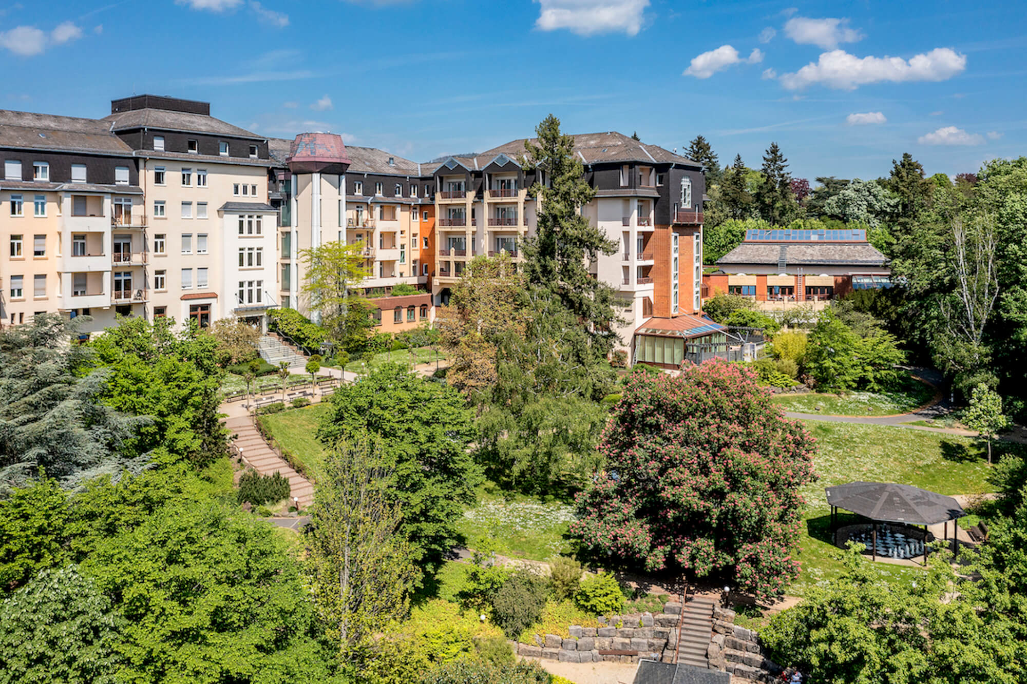 Klinik Königstein der KVB - Die Rehaklinik in Hessen mit dem WohlfühlPLUS